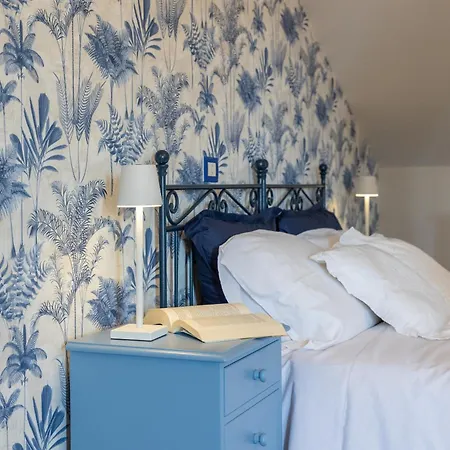 Stephanie Вилла