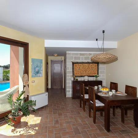 Stephanie Вилла