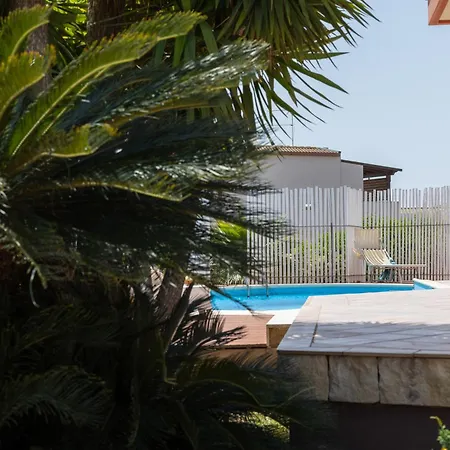 Stephanie Вилла